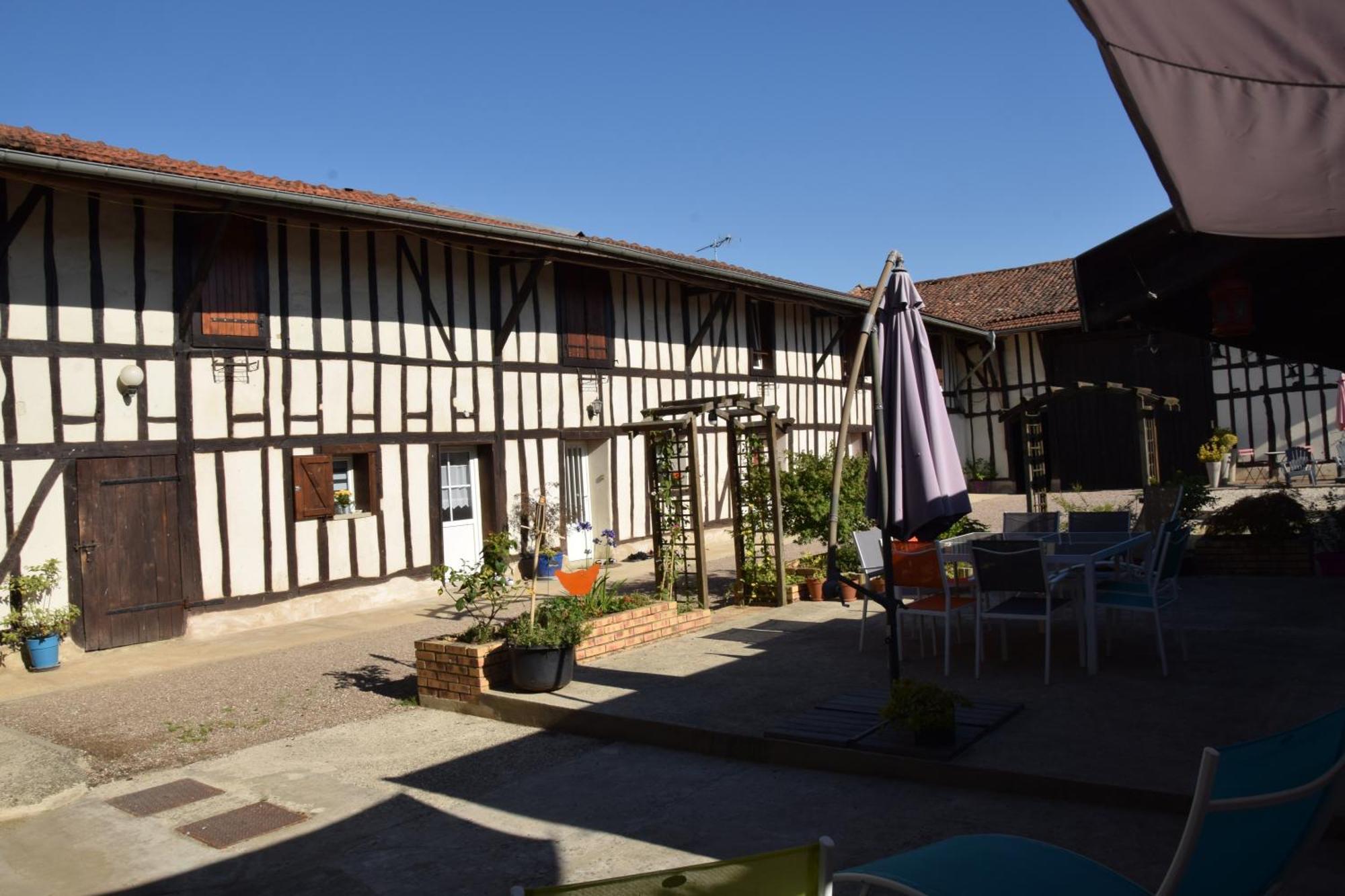 Bed and Breakfast La Sente Des Vignes Hauteville  Exterior foto