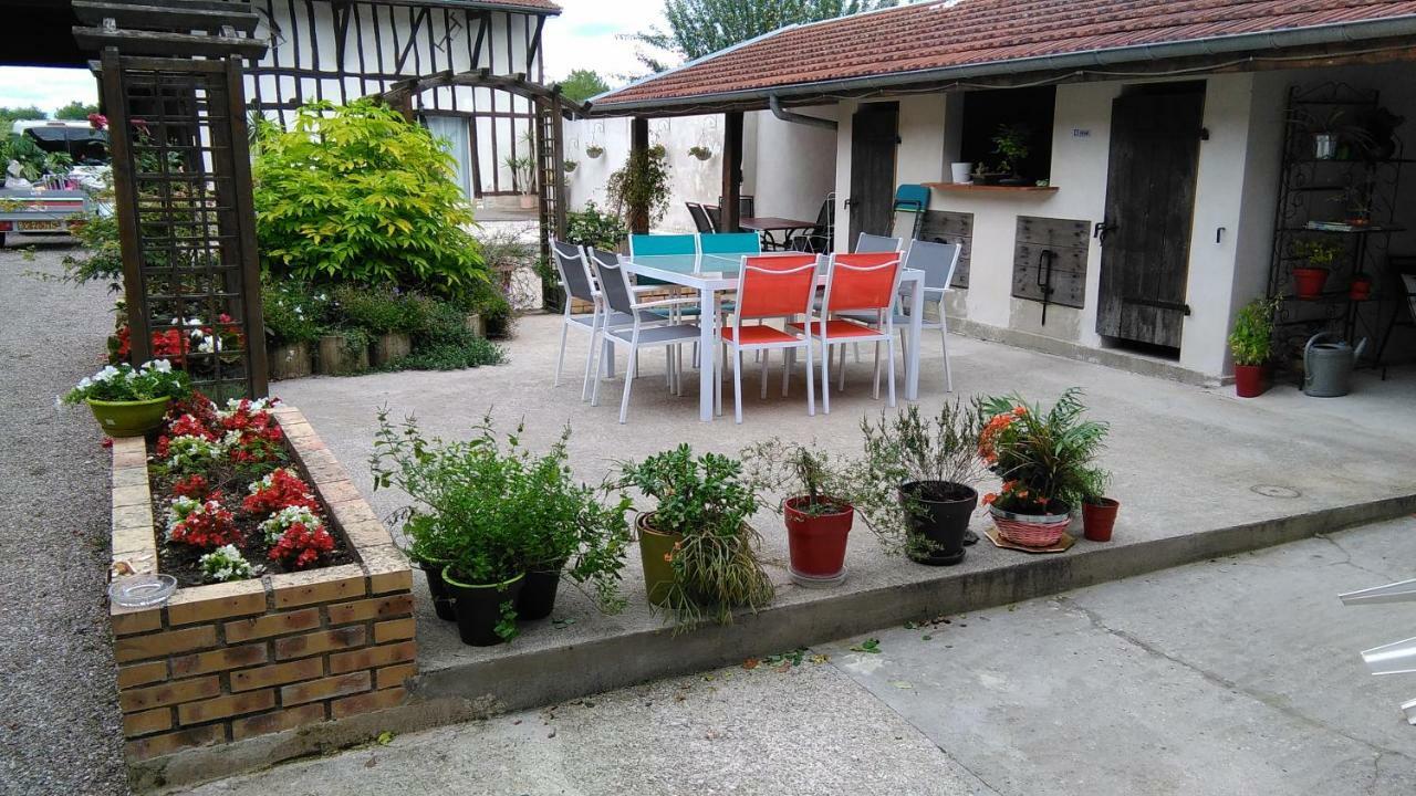 Bed and Breakfast La Sente Des Vignes Hauteville  Exterior foto